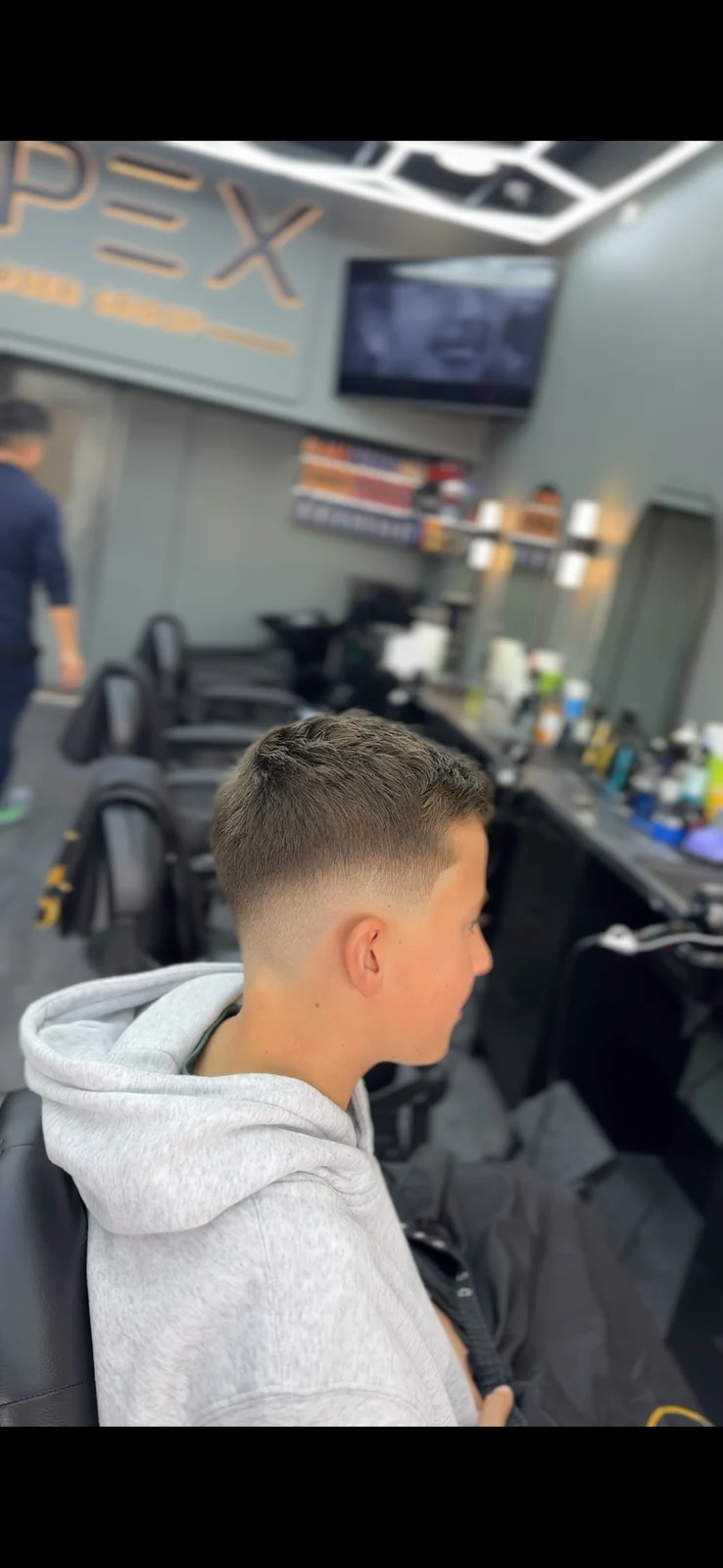 Apex haircut — skin fade